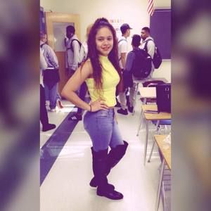 Meet your Posher, Izamar